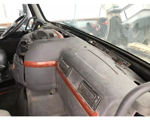 Volvo VNL Dash Assembly