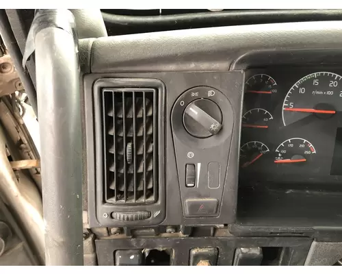Volvo VNL Dash Assembly