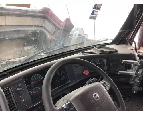 Volvo VNL Dash Assembly