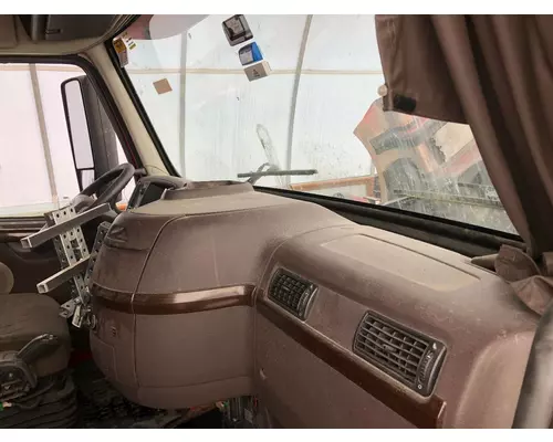 Volvo VNL Dash Assembly
