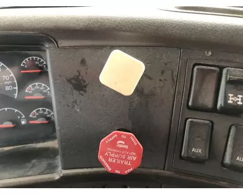Volvo VNL Dash Assembly
