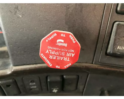 Volvo VNL Dash Assembly