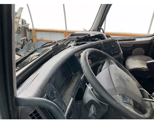 Volvo VNL Dash Assembly