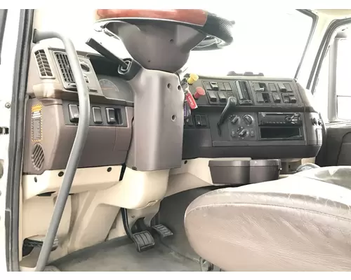 Volvo VNL Dash Assembly