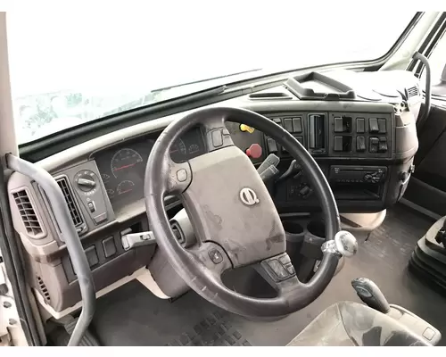 Volvo VNL Dash Assembly