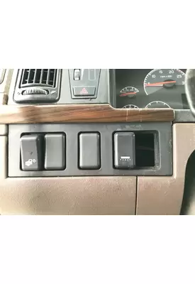 Volvo VNL Dash Assembly