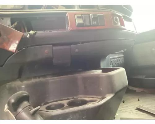 Volvo VNL Dash Assembly