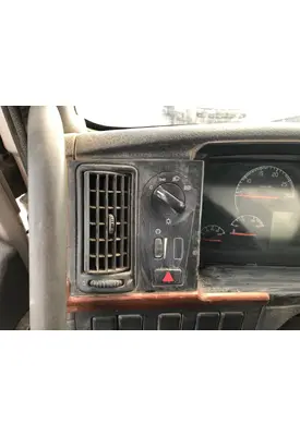 Volvo VNL Dash Assembly