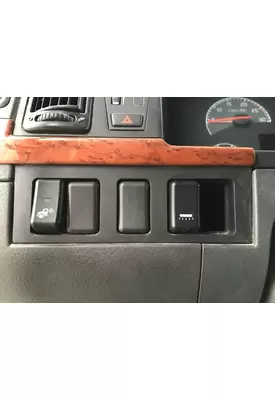 Volvo VNL Dash Assembly