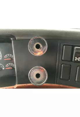 Volvo VNL Dash Assembly