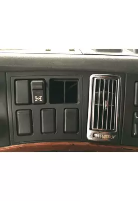 Volvo VNL Dash Assembly