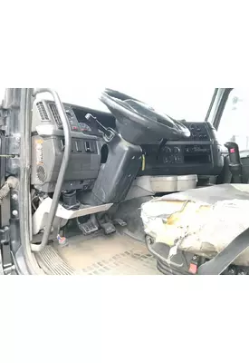 Volvo VNL Dash Assembly