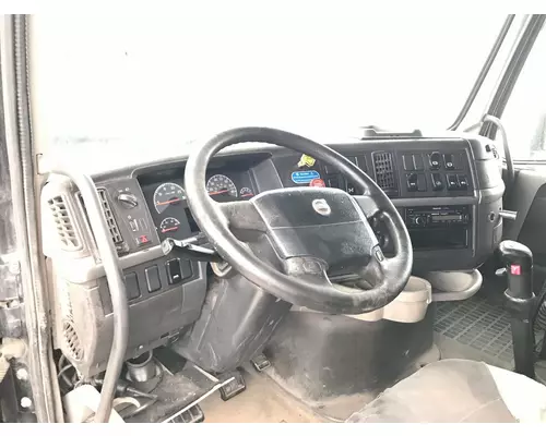 Volvo VNL Dash Assembly