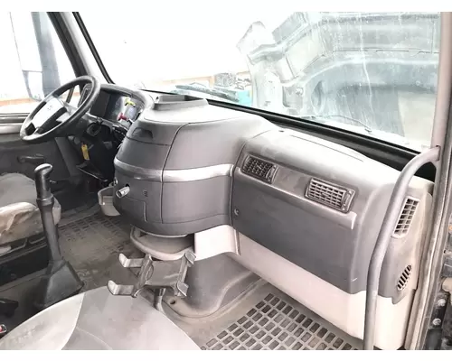 Volvo VNL Dash Assembly