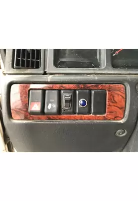 Volvo VNL Dash Assembly