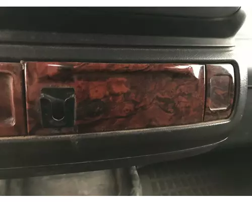 Volvo VNL Dash Assembly