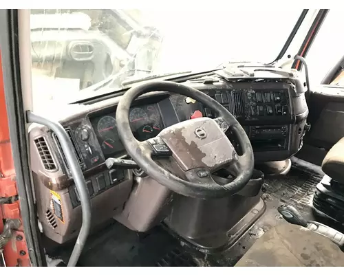 Volvo VNL Dash Assembly