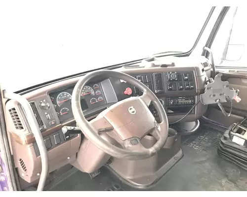 Volvo VNL Dash Assembly