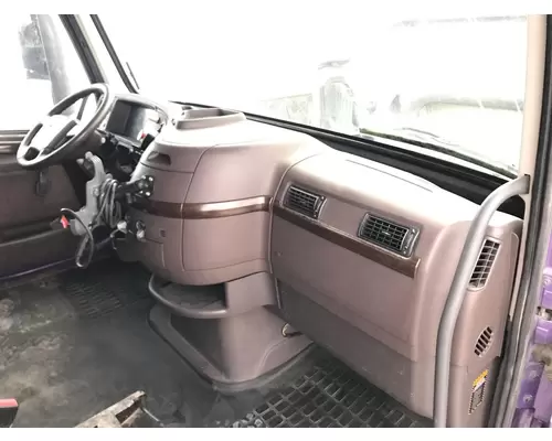 Volvo VNL Dash Assembly