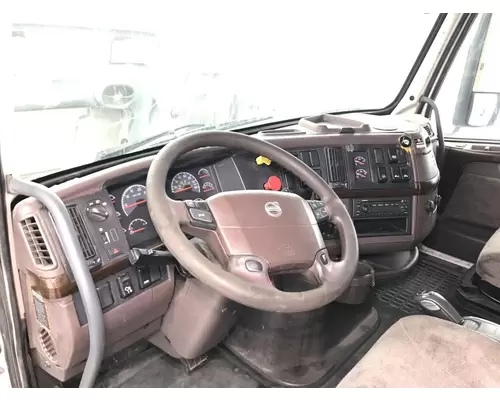 Volvo VNL Dash Assembly