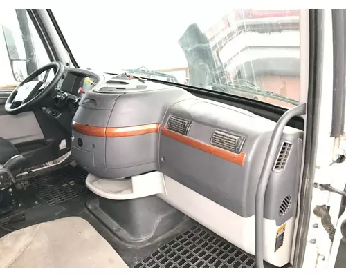 Volvo VNL Dash Assembly