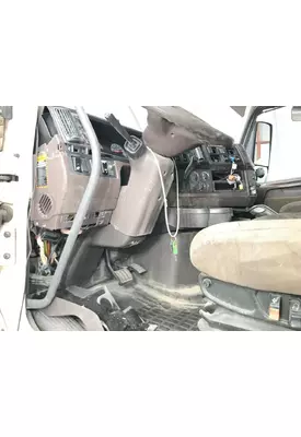 Volvo VNL Dash Assembly