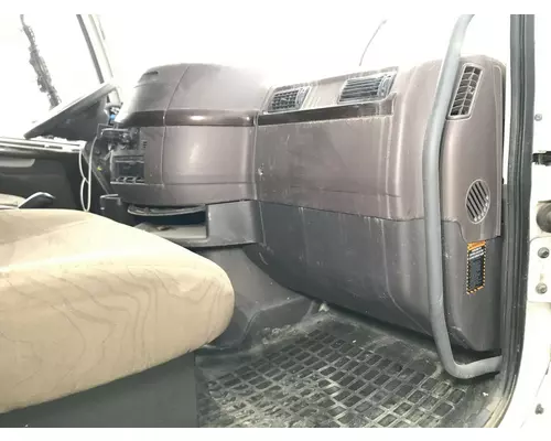 Volvo VNL Dash Assembly