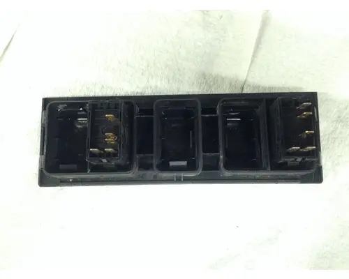 Volvo VNL Dash Assembly