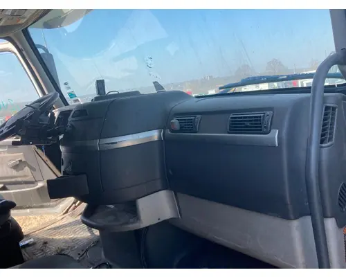 Volvo VNL Dash Assembly