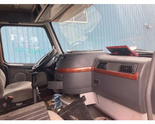 Volvo VNL Dash Assembly