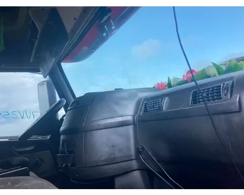 Volvo VNL Dash Assembly
