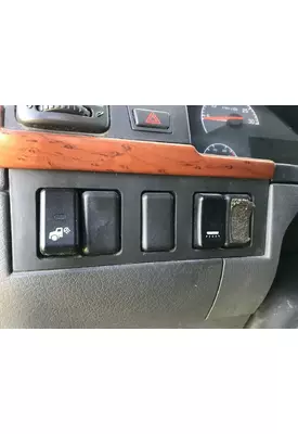 Volvo VNL Dash Assembly