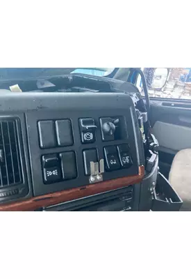 Volvo VNL Dash Assembly