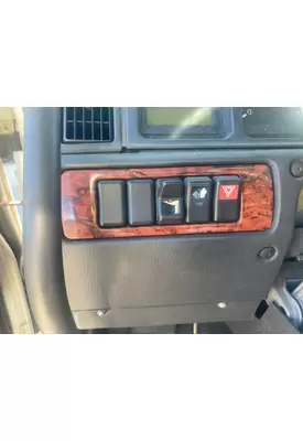 Volvo VNL Dash Assembly