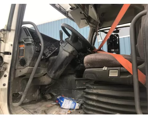 Volvo VNL Dash Assembly