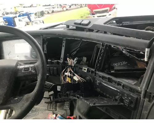 Volvo VNL Dash Assembly