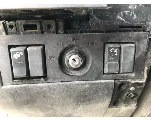 Volvo VNL Dash Assembly