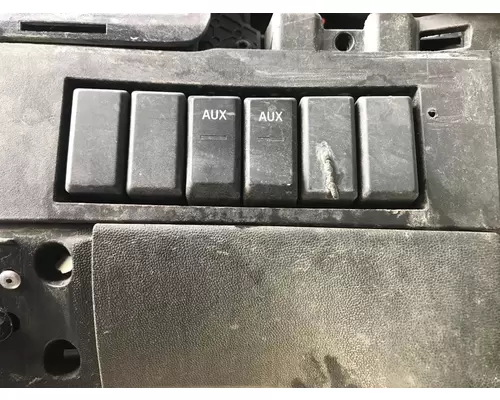 Volvo VNL Dash Assembly