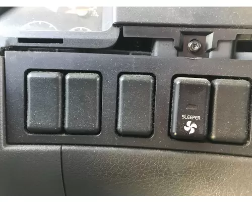 Volvo VNL Dash Assembly