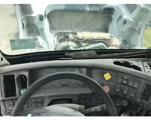 Volvo VNL Dash Assembly