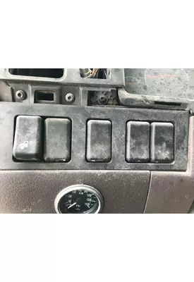 Volvo VNL Dash Assembly