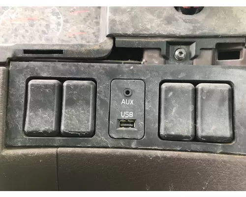 Volvo VNL Dash Assembly