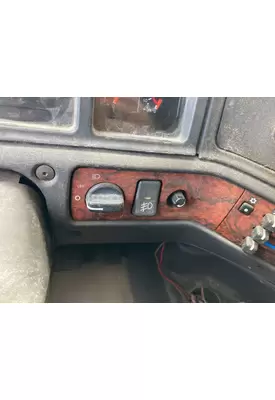 Volvo VNL Dash Assembly