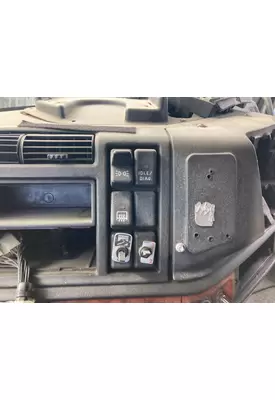 Volvo VNL Dash Assembly