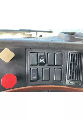 Volvo VNL Dash Assembly