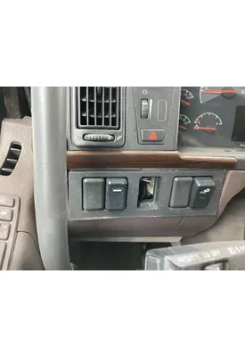 Volvo VNL Dash Assembly