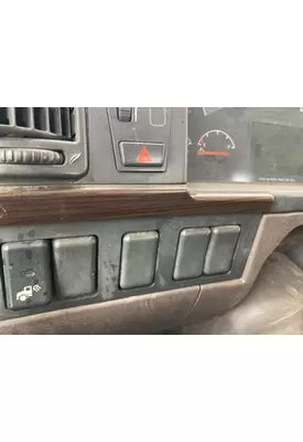 Volvo VNL Dash Assembly