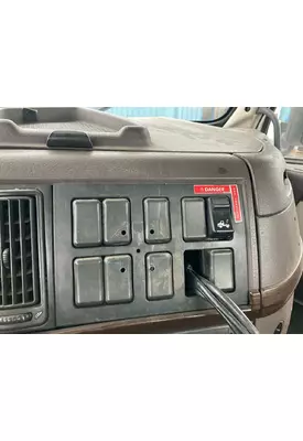 Volvo VNL Dash Assembly