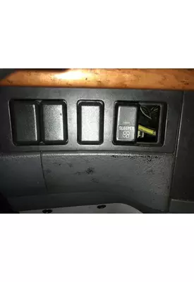 Volvo VNL Dash Assembly