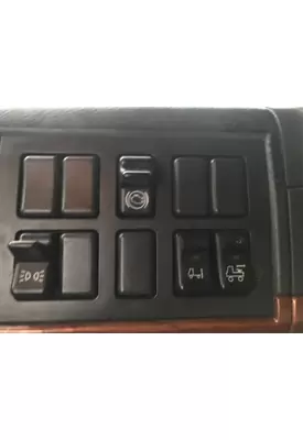 Volvo VNL Dash Assembly